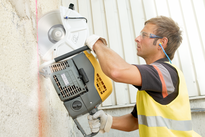 Gasoline Cut-off Saw BTS635s Cutt-off saw on the jobsite