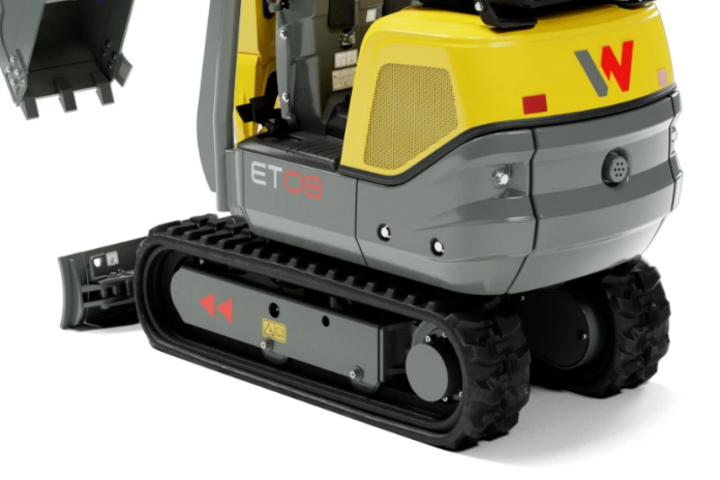Tracked Conventional Excavator ET08